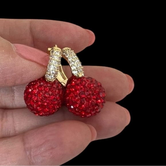 Red Christmas earrings gold plated paved clear CZ - Picture 1 of 8